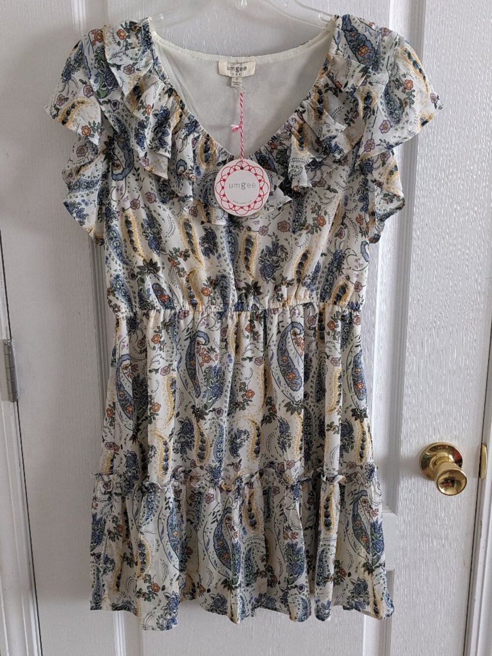 Umgee NWT Floral & Paisley Ruffle Dress Sz S